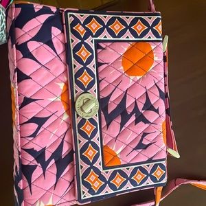 Vera Bradley floral bag. Never used. Could use as a crossbody